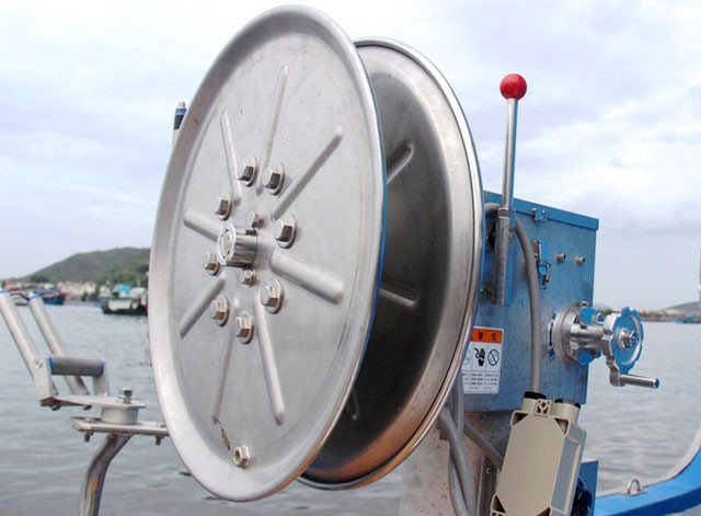 Bình Định: Lắp đặt thiết bị câu cá ngừ đại dương của Nhật Bản cho tàu cá –  Tạp chí Thủy sản Việt Nam