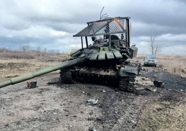 Giải mã những chiếc lồng sắt trên tháp pháo xe tăng Nga ở Ukraine - 3