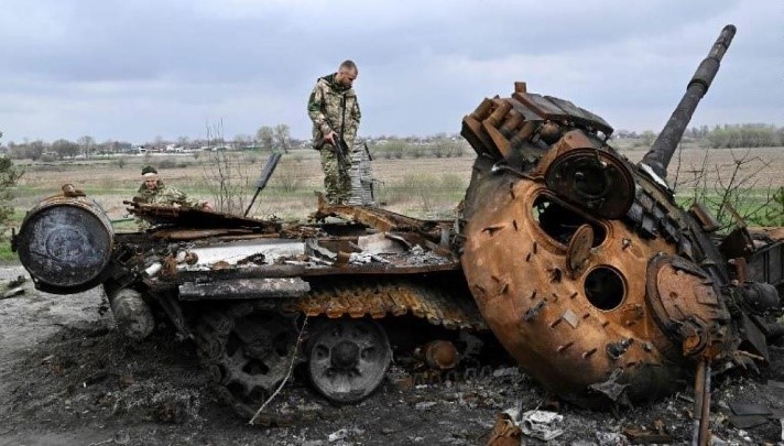Điểm yếu trong thiết kế của xe tăng Nga khiến nhiều kíp xe có nguy cơ tử trận ở Ukraine 2